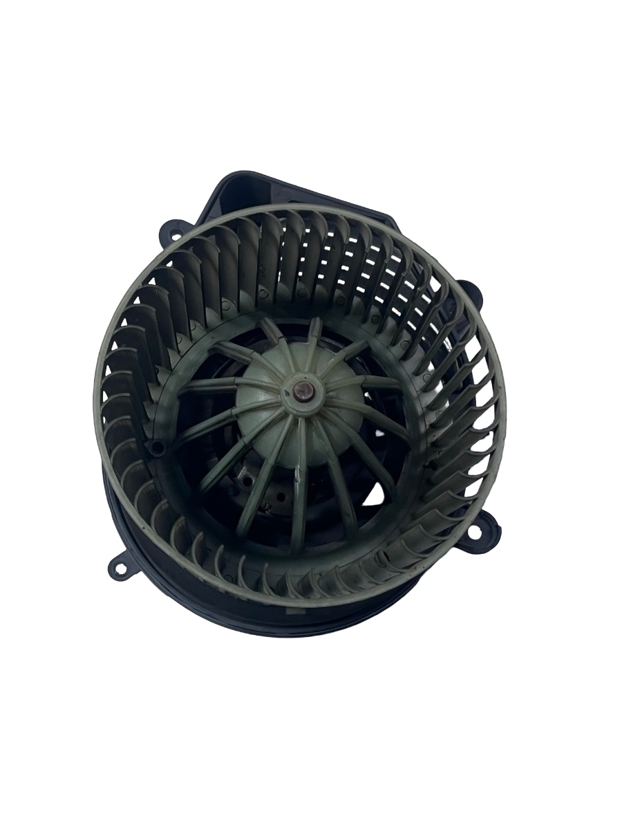 Ventilator aeroterma VOLKSWAGEN PASSAT 3B2 1996 - 2001 740221233F