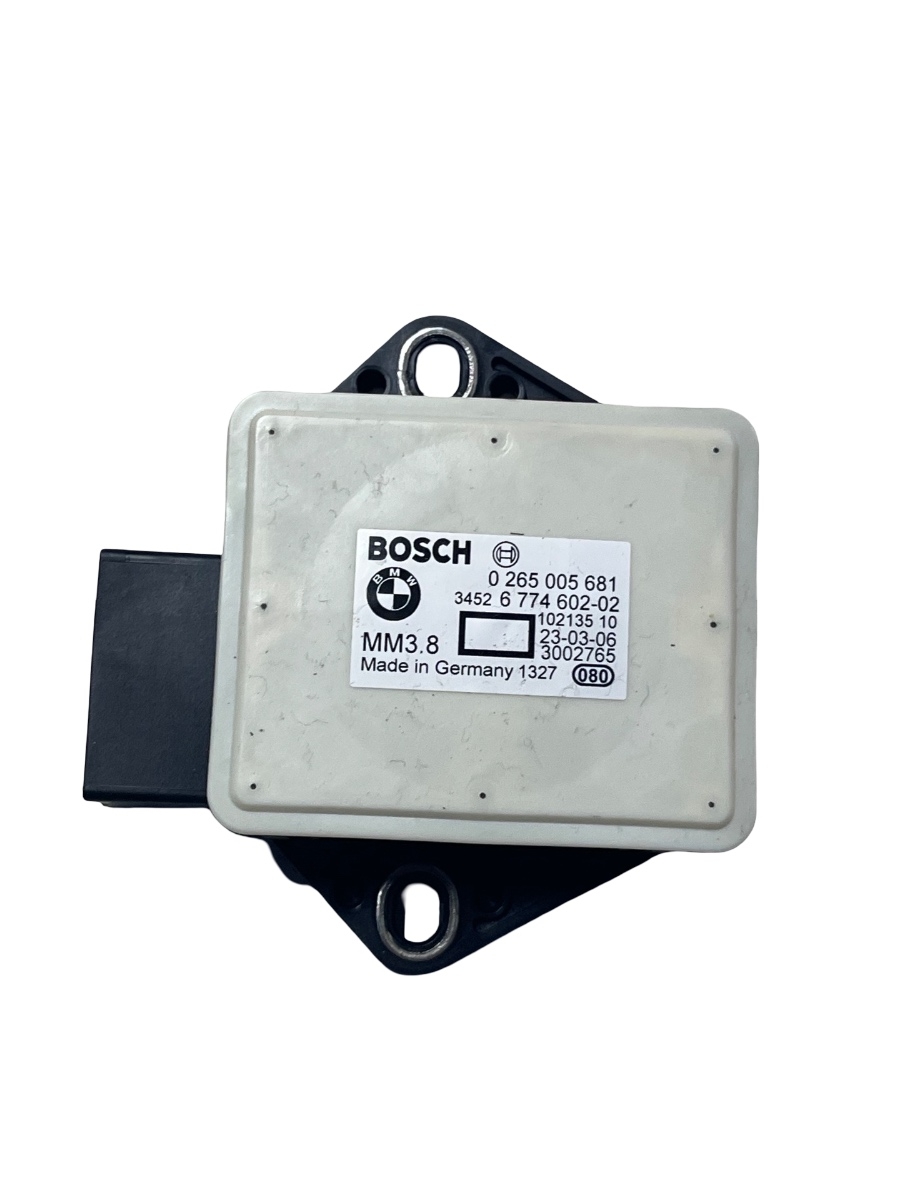 Senzor ESP de viteza la viraje BMW 5 E60 2001 - 2010 2.0 520 d M47 D20 (204D4) 0265005681
