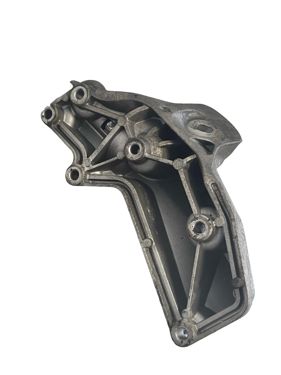 Suport motor stanga BMW 5 E60 2001 - 2010 2.0 520 d M47 D20 (204D4) 6763217-02