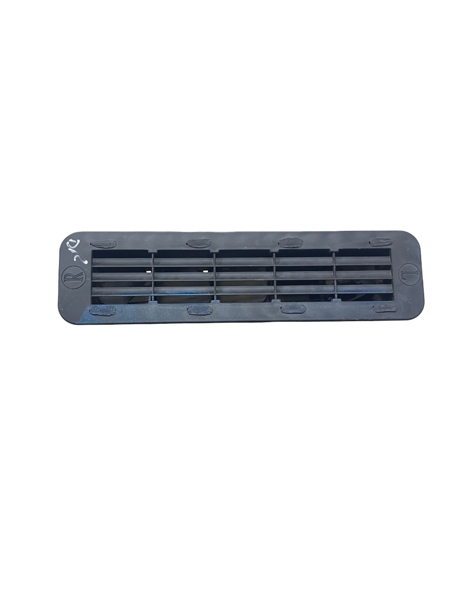 Grila de ventilatie dreapta spate TOYOTA HILUX VII Pickup _N1_, _N2_, _N3_ 2004 - >