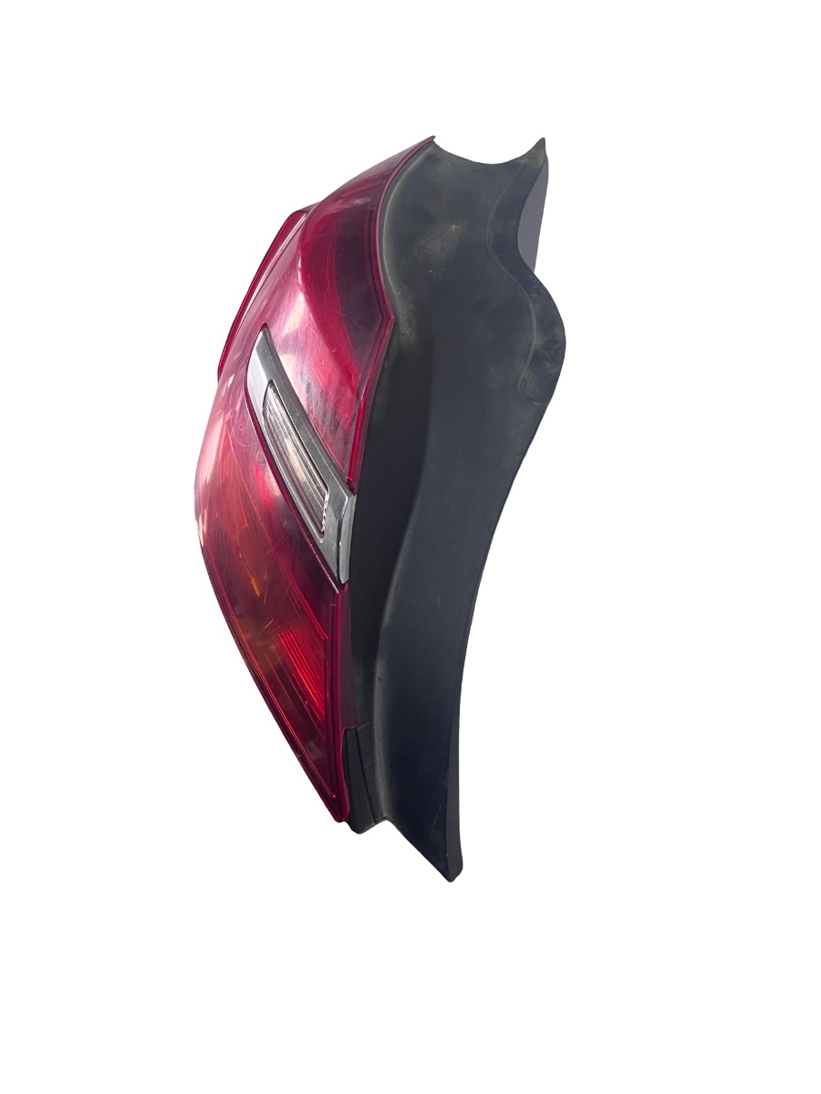 Lampa spate / Stop stanga spate OPEL INSIGNIA G09  Hatchback 2008 - 2017 23422535 ( crapat in colt ) – foto 5