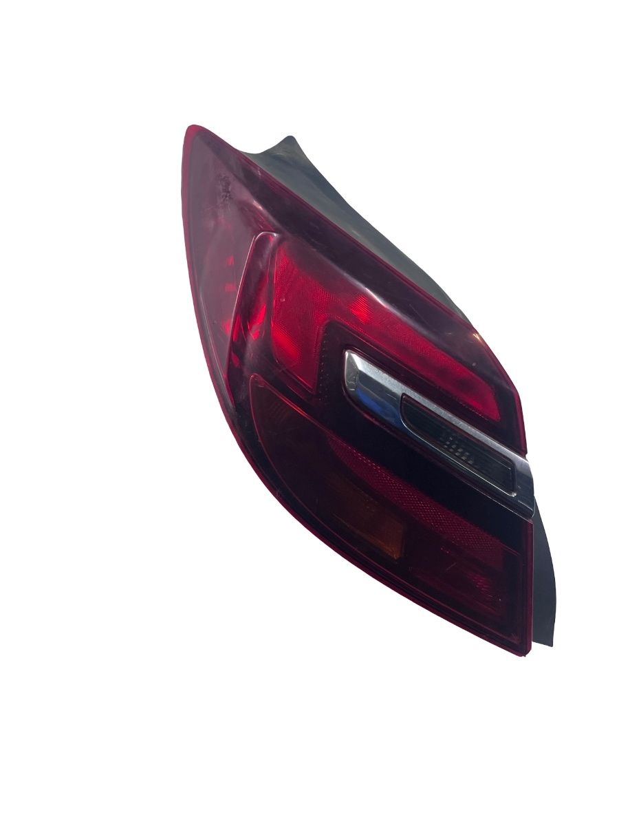 Lampa spate / Stop stanga spate OPEL INSIGNIA G09  Hatchback 2008 - 2017 23422535 ( crapat in colt )