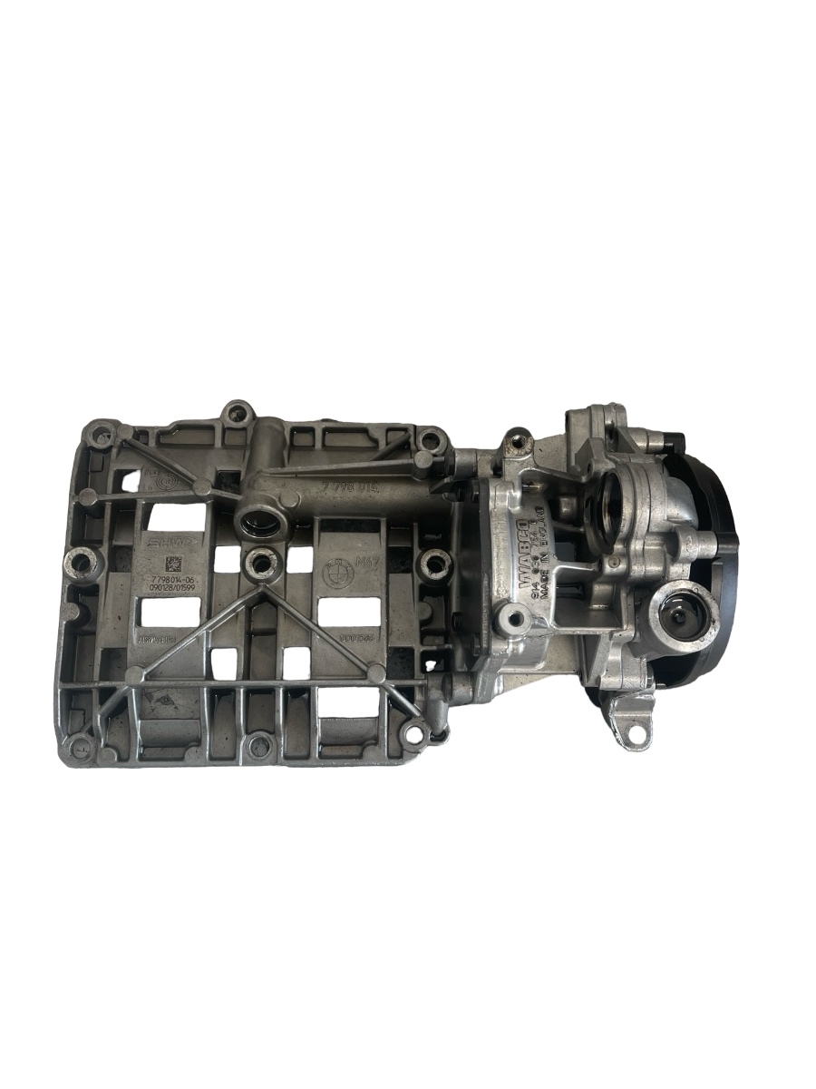 Pompa de ulei BMW X1 I E84 2009 - 2015 2.0 xDrive 20 d N47 D20 C 7798014