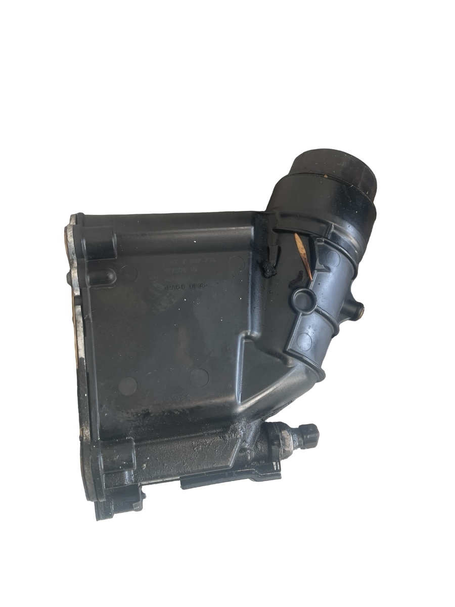Carcasa filtru ulei BMW X1 I E84 2009 - 2015 2.0 xDrive 20 d N47 D20 C 7807799