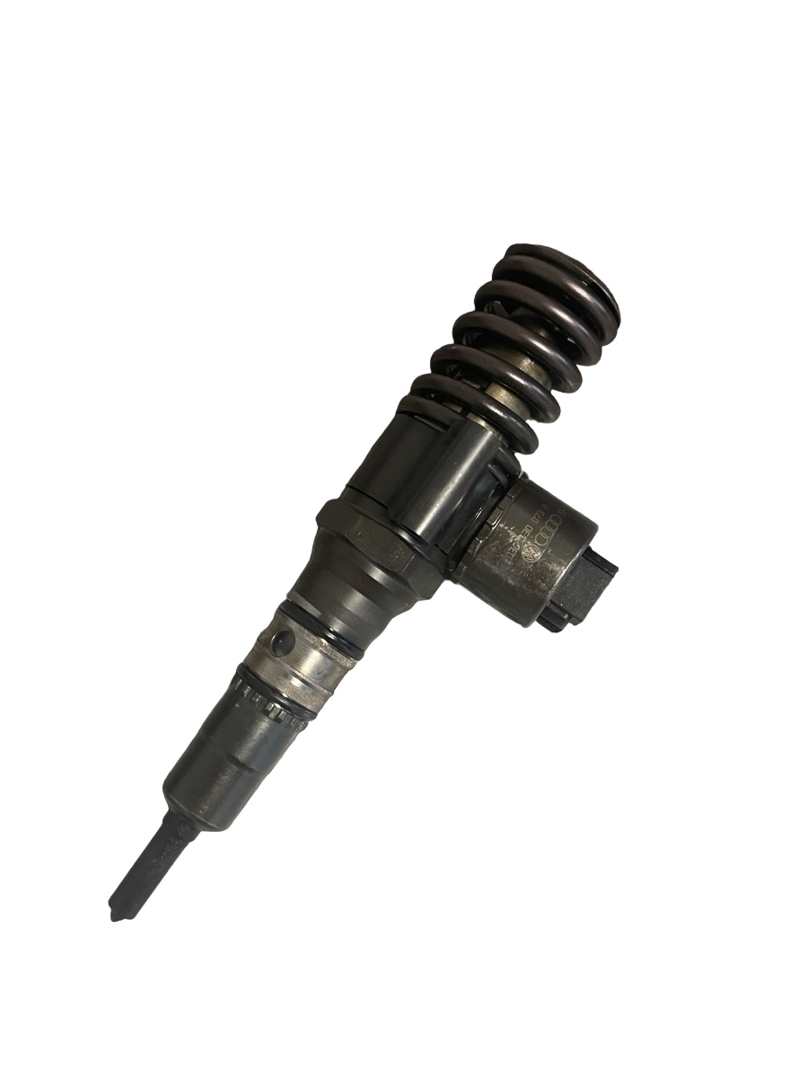 Injector combustibil VOLKSWAGEN GOLF V 1K1 2003 - 2009 2.0 TDI 16V BKD 03G130073B