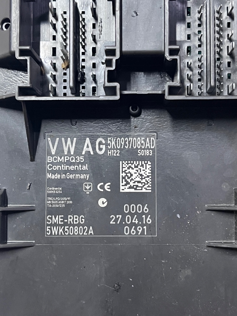 Modul de confort VOLKSWAGEN CADDY IV Box SAA, SAH 2015 - > 5K0937085AD – foto 3