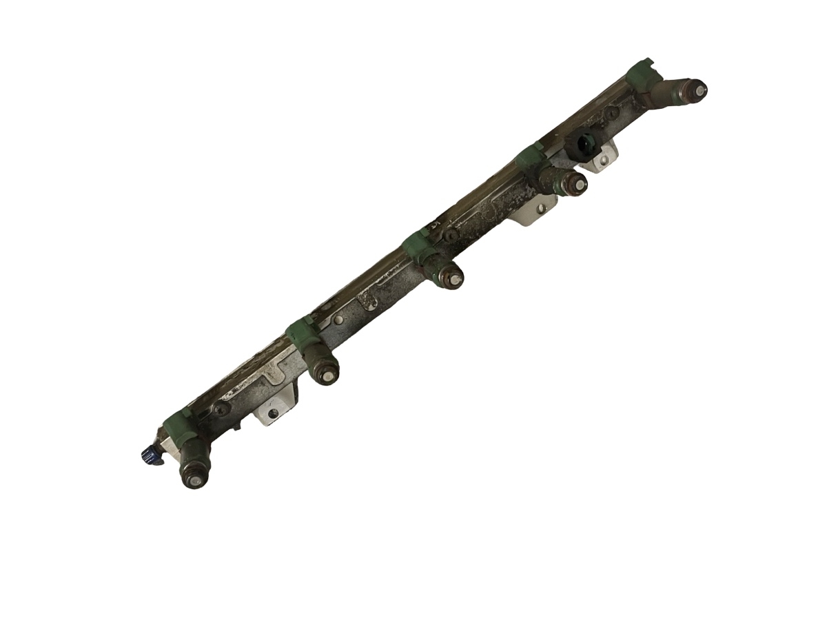 Rampa + injectoare VOLVO S60 I 384 2000 - 2010 2.4 B 5244 S2