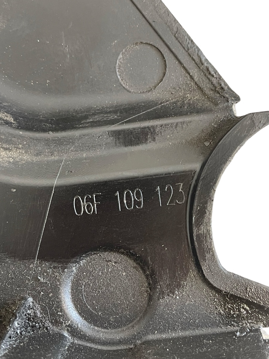 Capac distributie (carcasa) VOLKSWAGEN EOS 1F7, 1F8 2006 - 2015 2.0 FSI BVY 06F109123 – foto 3