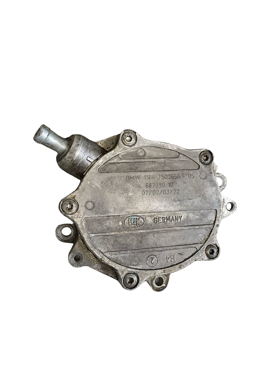 Pompa de vacuum BMW 3 IV E46 1998 - 2005 2.0i 7502656