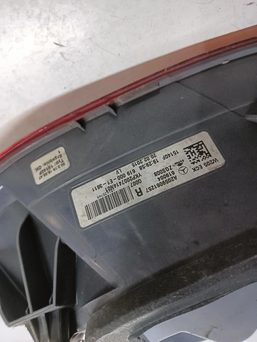 Lampa spate / Stop dreapta spate MERCEDES-BENZ C-CLASS W205 2013 -> A2059061257 – foto 3
