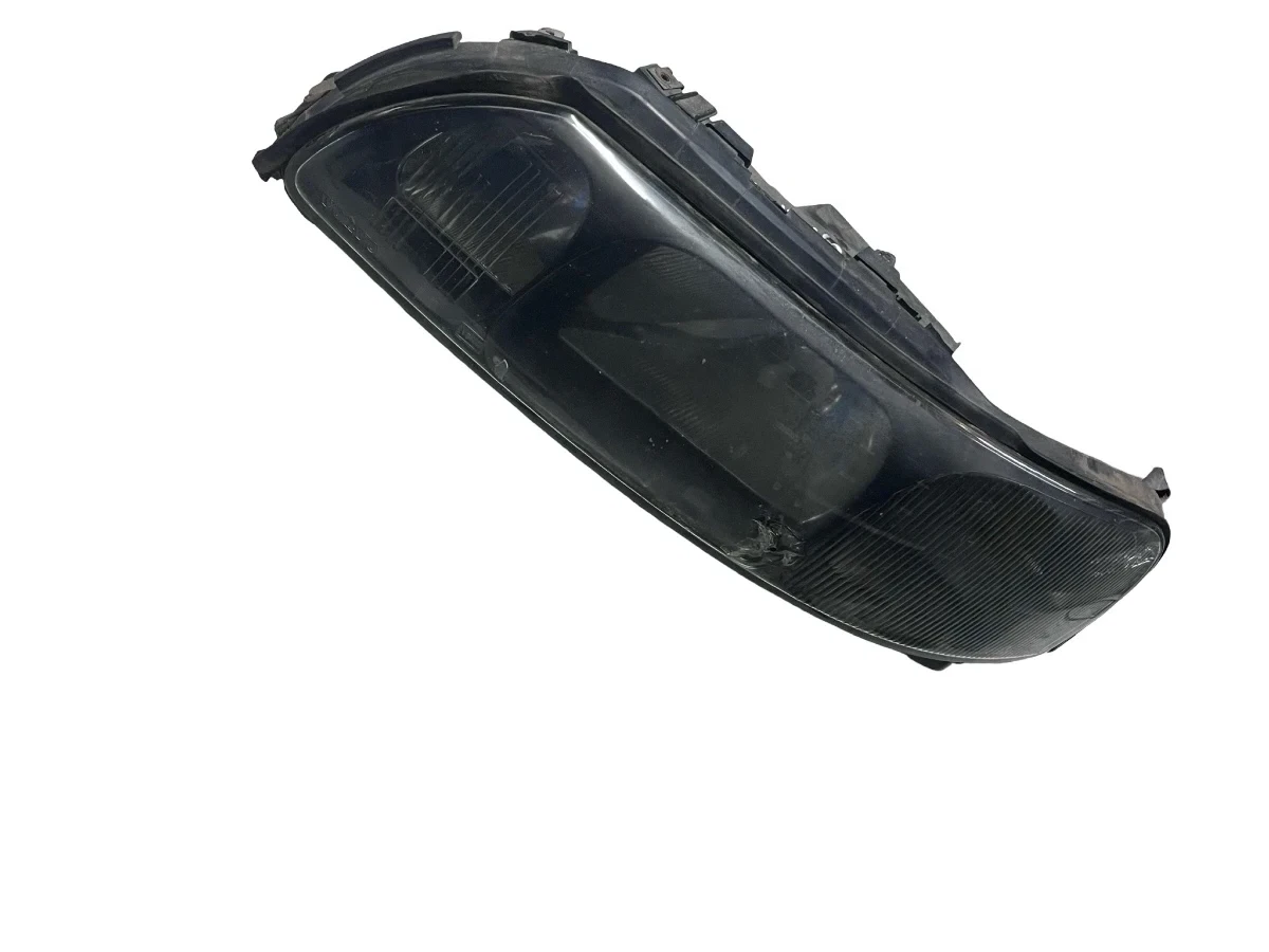 Far stanga VOLVO S60 I 384 2000 - 2010 8693587 (ureche crapata putin , sticla crapata vezi foto )